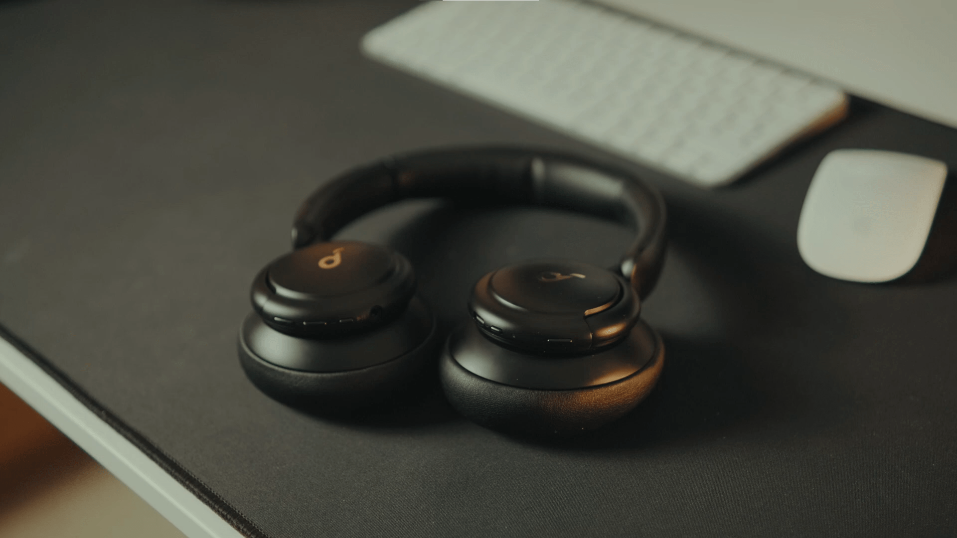 Gorgeous Best Sound Cancelling Headphones Wallpaper Digital Art Gorgeous Best Sound Cancelling Headphones Wallpaper Digital Art